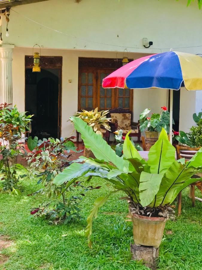 Sigiri Lakshan Home Stay Σιγκιρίγια Εξωτερικό φωτογραφία