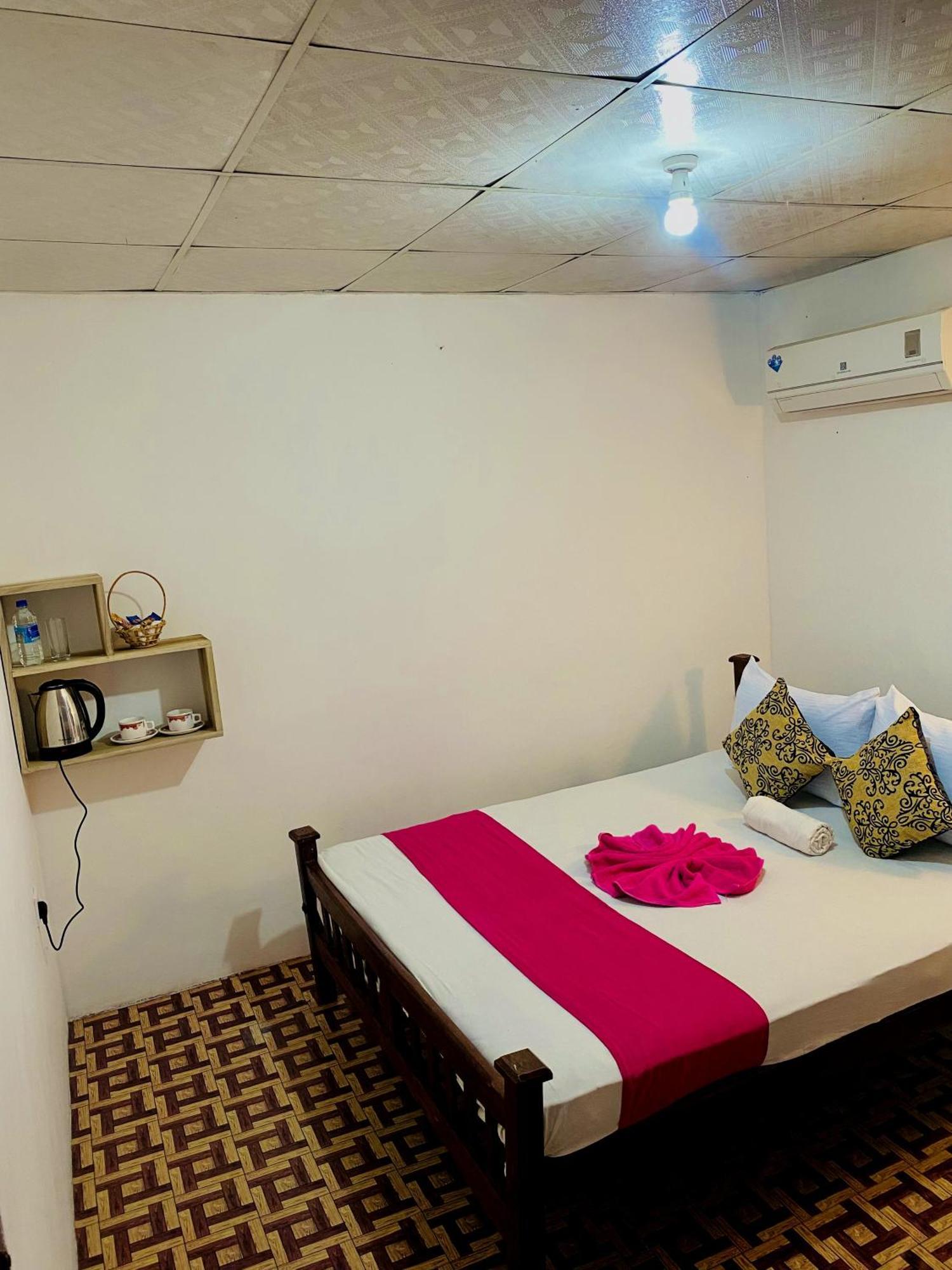 Sigiri Lakshan Home Stay Σιγκιρίγια Εξωτερικό φωτογραφία
